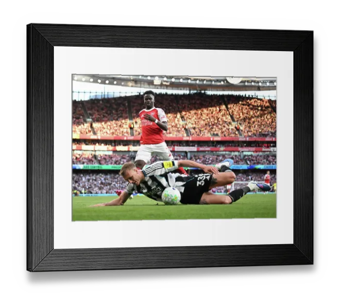 Framed Print : Arsenal v Newcastle United - Premier League Framed Print : Arsenal v Newcastle United - Premier League