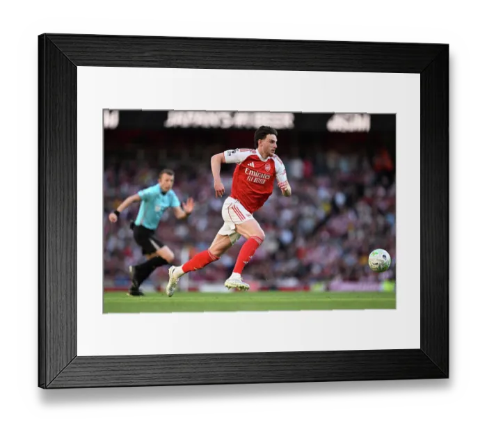 Framed Print : Arsenal v Newcastle United - Premier League
