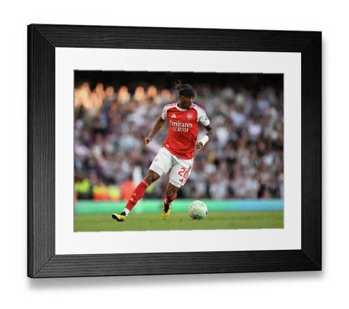 Framed Print : Arsenal v Newcastle United - Premier League