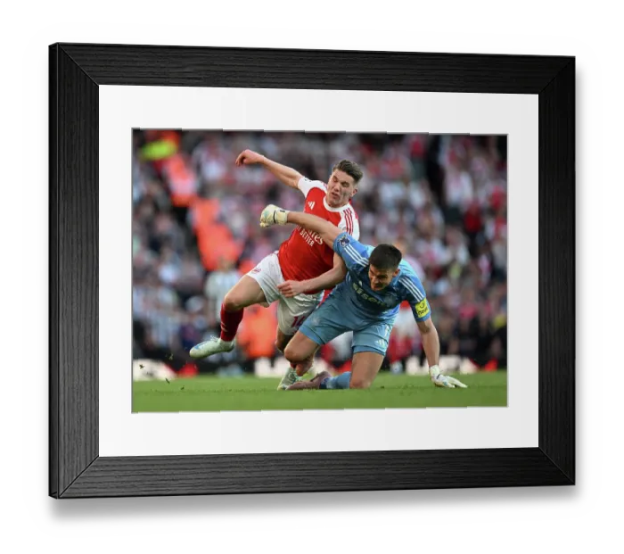 Framed Print : Arsenal v Newcastle United - Premier League Framed Print : Arsenal v Newcastle United - Premier League