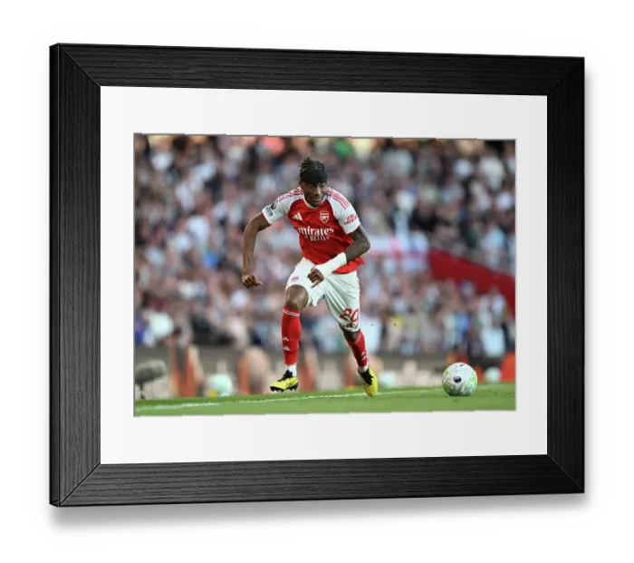 Framed Print : Arsenal v Newcastle United - Premier League Framed Print : Arsenal v Newcastle United - Premier League