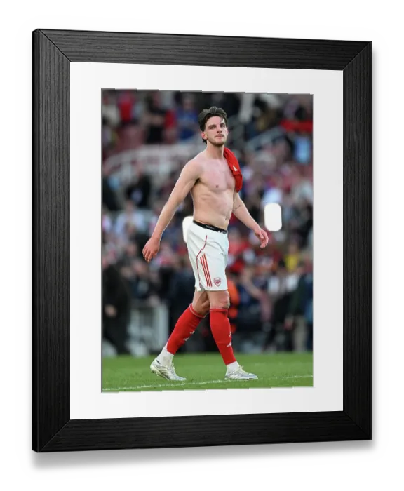 Framed Print : Arsenal v Newcastle United - Premier League Framed Print : Arsenal v Newcastle United - Premier League