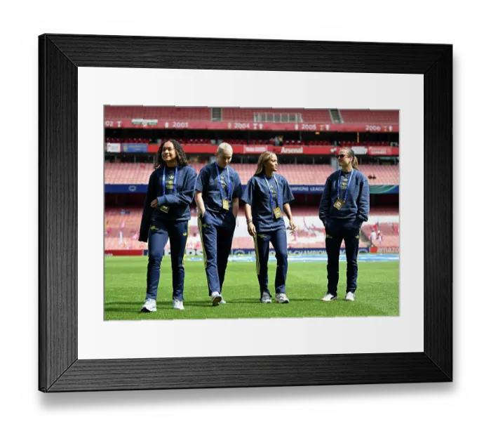 Framed Print : Arsenal FC v OL Lyonnes - UEFA Women's Champions League 2025 / 26 Semi-Final First Leg Arsenal FC v OL Lyonnes - UEFA Women's Champions League 2025 / 26 Semi-Final First Leg