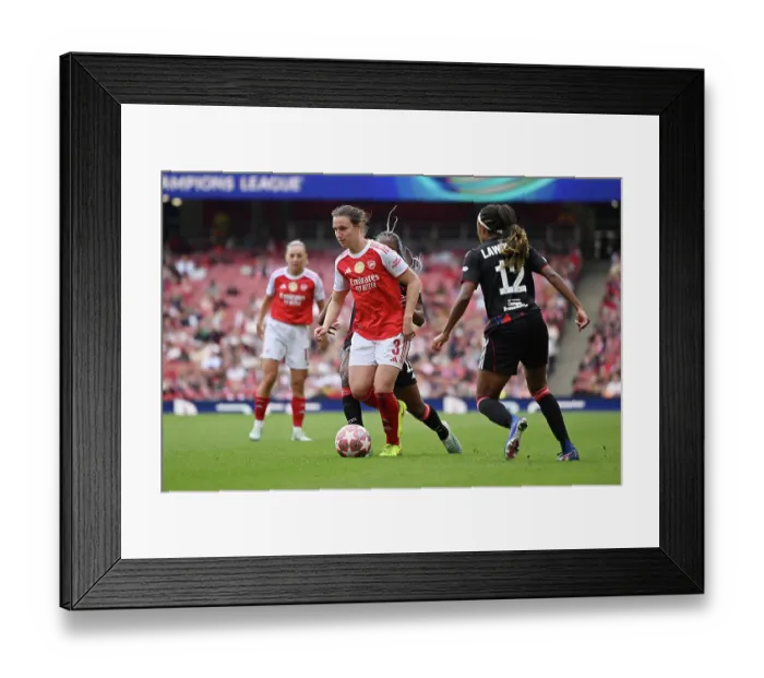 Framed Print : Arsenal FC v OL Lyonnes - UEFA Women's Champions League 2025 / 26 Semi-Final First Leg Arsenal FC v OL Lyonnes - UEFA Women's Champions League 2025 / 26 Semi-Final First Leg