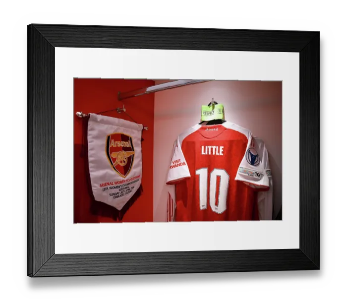 Framed Print : Arsenal FC v OL Lyonnes - UEFA Women's Champions League 2025 / 26 Semi-Final First Leg Arsenal FC v OL Lyonnes - UEFA Women's Champions League 2025 / 26 Semi-Final First Leg