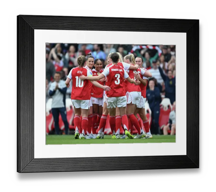 Framed Print : Arsenal FC v OL Lyonnes - UEFA Women's Champions League 2025 / 26 Semi-Final First Leg Arsenal FC v OL Lyonnes - UEFA Women's Champions League 2025 / 26 Semi-Final First Leg