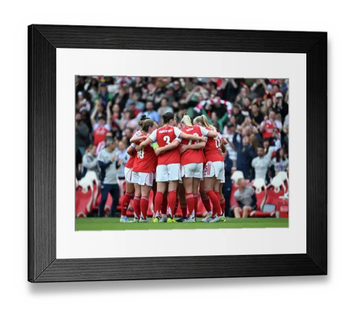 Framed Print : Arsenal FC v OL Lyonnes - UEFA Women's Champions League 2025 / 26 Semi-Final First Leg Arsenal FC v OL Lyonnes - UEFA Women's Champions League 2025 / 26 Semi-Final First Leg