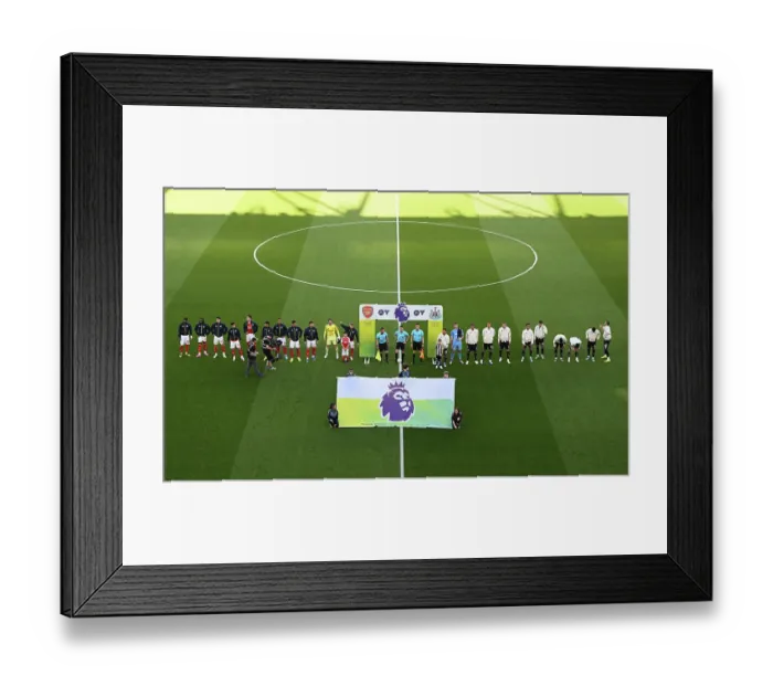 Framed Print : Arsenal v Newcastle United - Premier League Framed Print : Arsenal v Newcastle United - Premier League