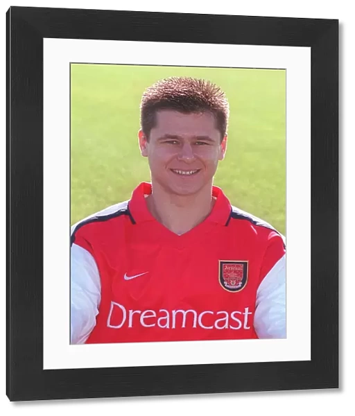 Tomas Danilevicius (Arsenal), Arsenal Training Ground, Shenley, Hertfordshire, 9  /  2  /  2001