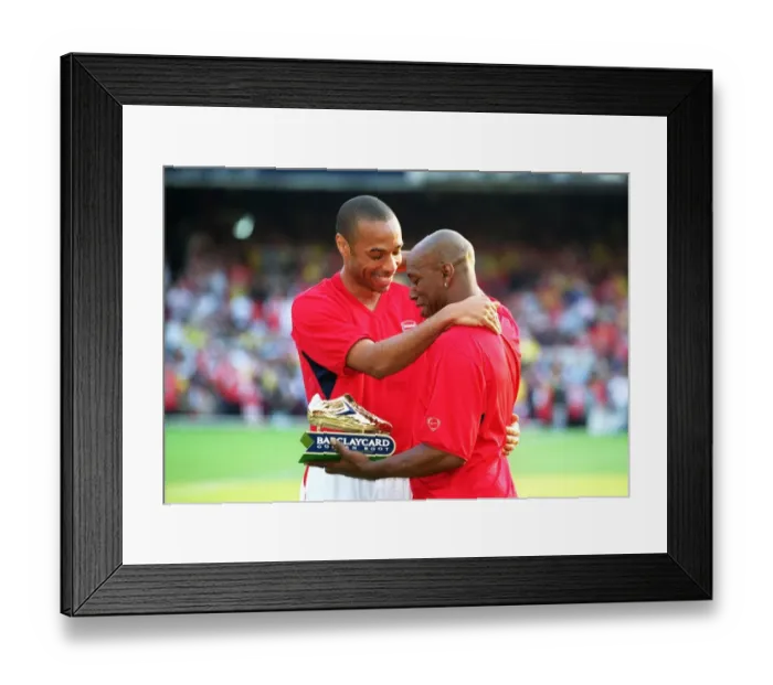 Framed Print : Martin Keown's Testimonial: Arsenal XI vs England XI, Highbury, London (May 17, 2004) Framed Print : Martin Keown's Testimonial: Arsenal XI vs England XI, Highbury, London (May 17, 2004)