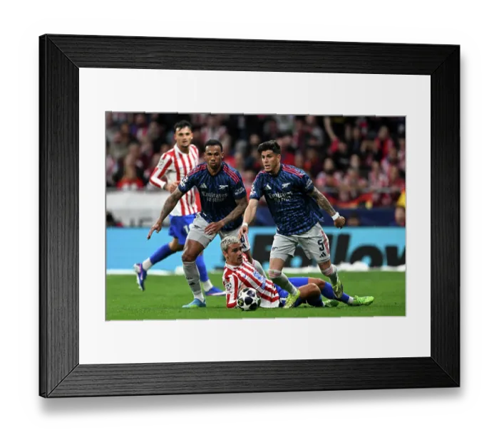 Framed Print : Atletico de Madrid v Arsenal FC - UEFA Champions League 2025 / 26 Semi Final First Leg Framed Print : Atletico de Madrid v Arsenal FC - UEFA Champions League 2025 / 26 Semi Final First Leg