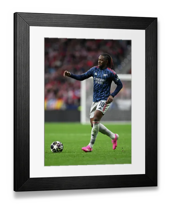 Framed Print : Atletico de Madrid v Arsenal FC - UEFA Champions League 2025 / 26 Semi Final First Leg