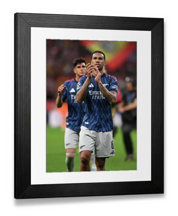 Framed Print : Atletico de Madrid v Arsenal FC - UEFA Champions League 2025 / 26 Semi Final First Leg Framed Print : Atletico de Madrid v Arsenal FC - UEFA Champions League 2025 / 26 Semi Final First Leg