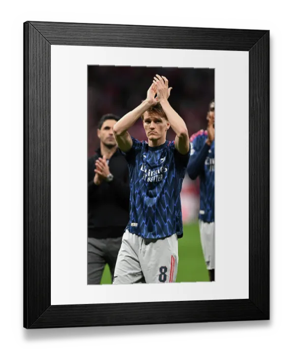 Framed Print : Atletico de Madrid v Arsenal FC - UEFA Champions League 2025 / 26 Semi Final First Leg Framed Print : Atletico de Madrid v Arsenal FC - UEFA Champions League 2025 / 26 Semi Final First Leg