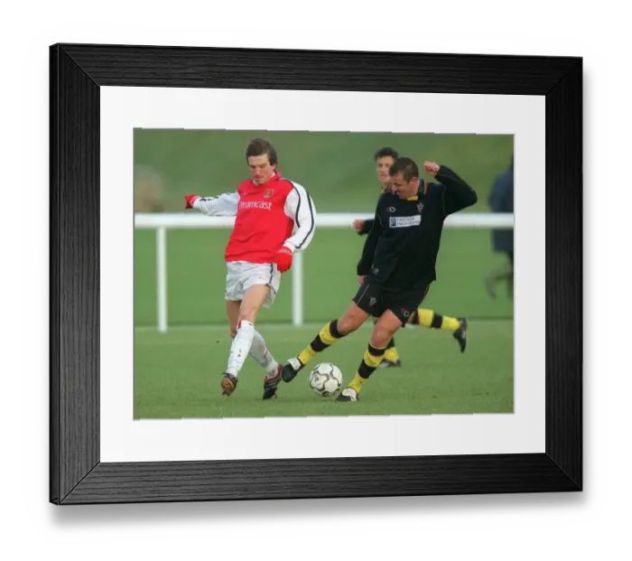 Framed Print : Stefan Malz (Arsenal) Matthew Le Tissier (Southampton)