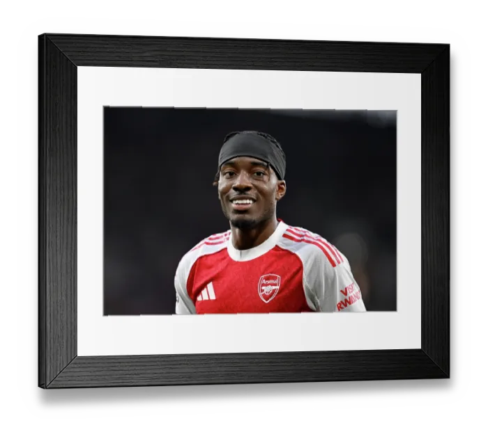 Framed Print : Arsenal v Fulham - Premier League