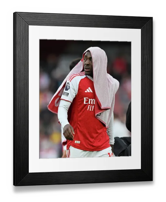Framed Print : Arsenal v Fulham - Premier League Framed Print : Arsenal v Fulham - Premier League