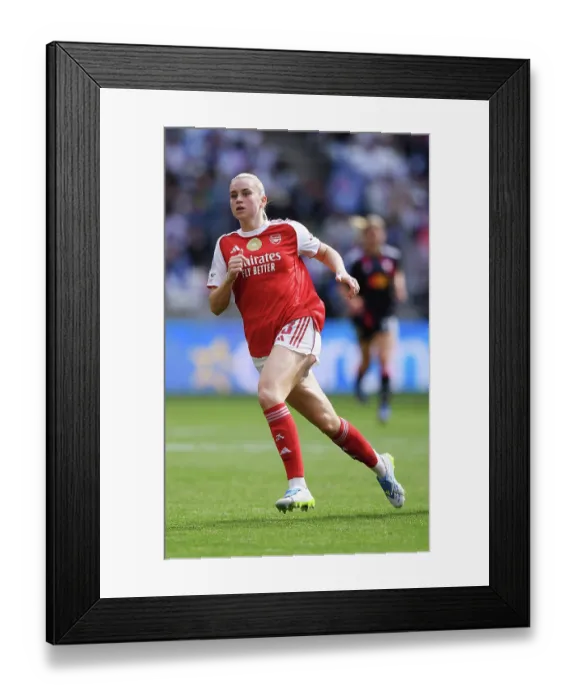 Framed Print : OL Lyonnes v Arsenal FC - UEFA Women's Champions League 2025 / 26 Semi-Final Second Leg OL Lyonnes v Arsenal FC - UEFA Women's Champions League 2025 / 26 Semi-Final Second Leg