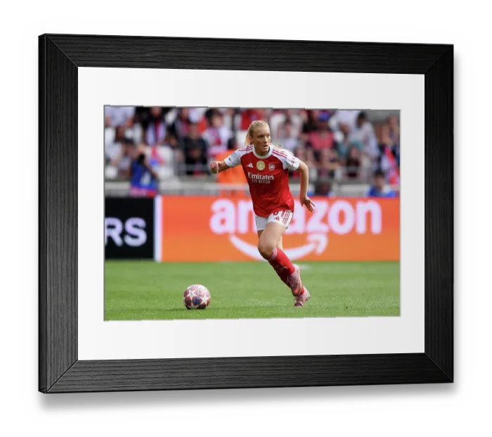 Framed Print : OL Lyonnes v Arsenal FC - UEFA Women's Champions League 2025 / 26 Semi-Final Second Leg OL Lyonnes v Arsenal FC - UEFA Women's Champions League 2025 / 26 Semi-Final Second Leg