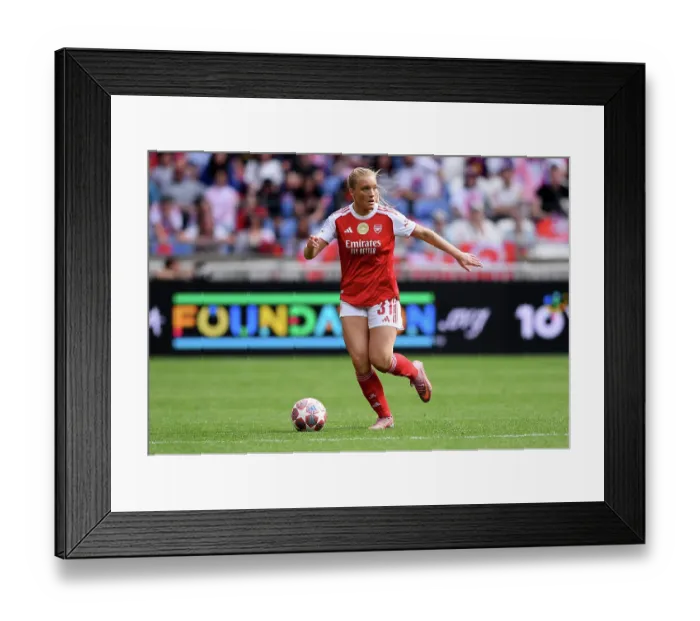 Framed Print : OL Lyonnes v Arsenal FC - UEFA Women's Champions League 2025 / 26 Semi-Final Second Leg OL Lyonnes v Arsenal FC - UEFA Women's Champions League 2025 / 26 Semi-Final Second Leg
