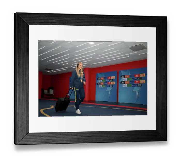 Framed Print : OL Lyonnes v Arsenal FC - UEFA Women's Champions League 2025 / 26 Semi-Final Second Leg OL Lyonnes v Arsenal FC - UEFA Women's Champions League 2025 / 26 Semi-Final Second Leg