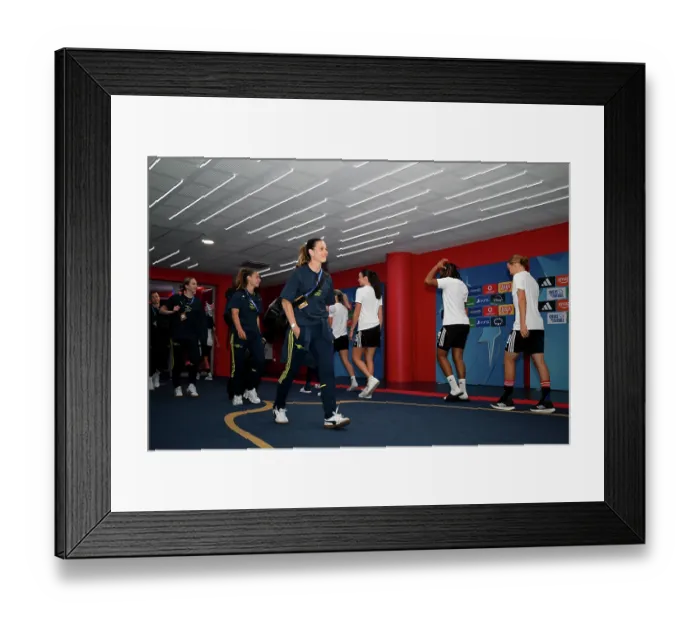 Framed Print : OL Lyonnes v Arsenal FC - UEFA Women's Champions League 2025 / 26 Semi-Final Second Leg OL Lyonnes v Arsenal FC - UEFA Women's Champions League 2025 / 26 Semi-Final Second Leg
