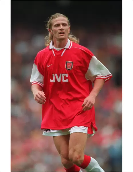 Emmanuel Petit: The Pivotal Player in Arsenal's Historic 1997 / 98 Double Victory