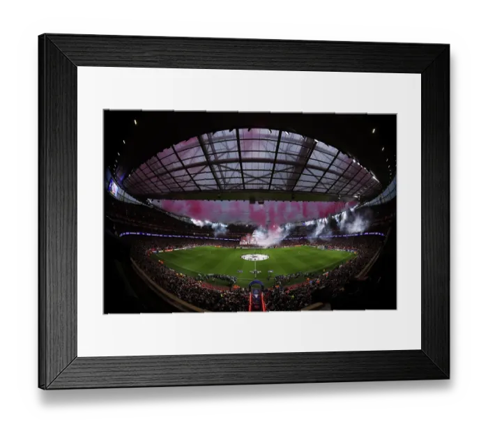 Framed Print : Arsenal FC v Atletico de Madrid - UEFA Champions League 2025 / 26 Semi Final Second Leg