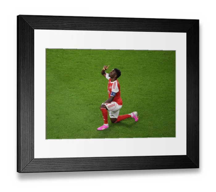 Framed Print : Arsenal FC v Atletico de Madrid - UEFA Champions League 2025 / 26 Semi Final Second Leg Framed Print : Arsenal FC v Atletico de Madrid - UEFA Champions League 2025 / 26 Semi Final Second Leg
