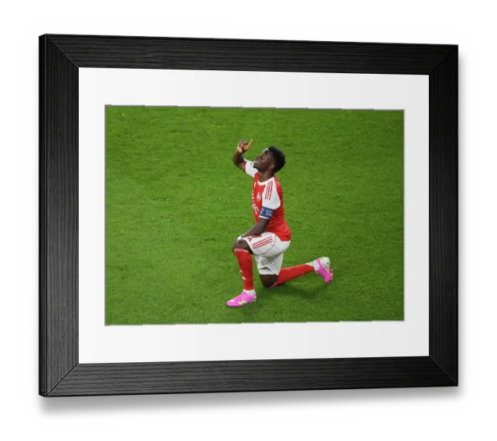 Framed Print : Arsenal FC v Atletico de Madrid - UEFA Champions League 2025 / 26 Semi Final Second Leg