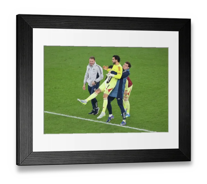Framed Print : Arsenal FC v Atletico de Madrid - UEFA Champions League 2025 / 26 Semi Final Second Leg Framed Print : Arsenal FC v Atletico de Madrid - UEFA Champions League 2025 / 26 Semi Final Second Leg