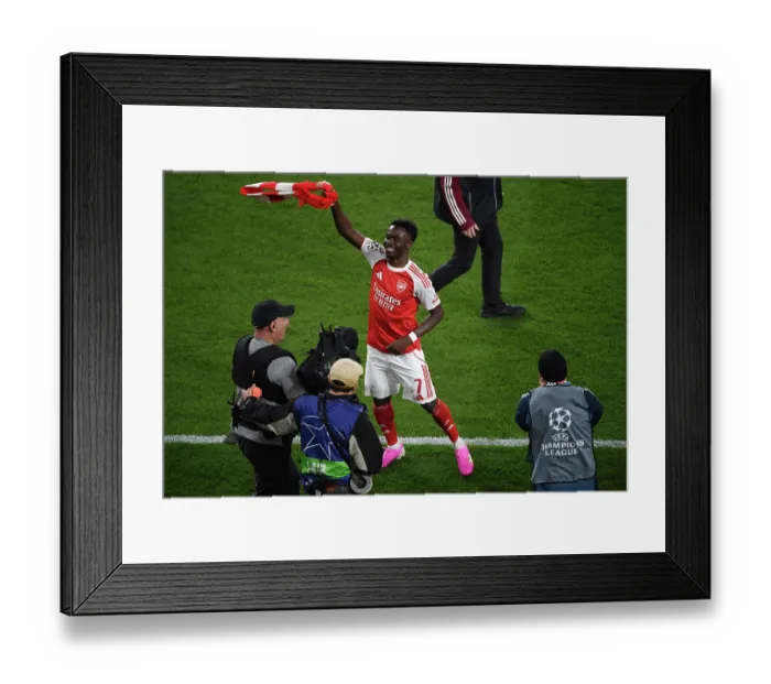 Framed Print : Arsenal FC v Atletico de Madrid - UEFA Champions League 2025 / 26 Semi Final Second Leg
