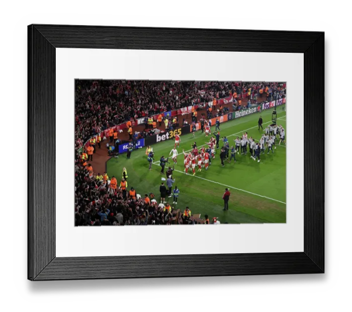 Framed Print : Arsenal FC v Atletico de Madrid - UEFA Champions League 2025 / 26 Semi Final Second Leg