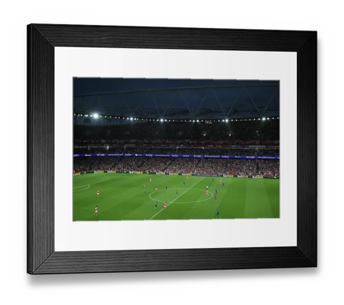 Framed Print : Arsenal FC v Atletico de Madrid - UEFA Champions League 2025 / 26 Semi Final Second Leg