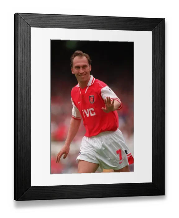 Framed Print : David Platt (Arsenal). Credit: Arsenal Football Club