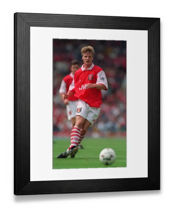 Framed Print : Arsenal Star: Stefan Schwarz