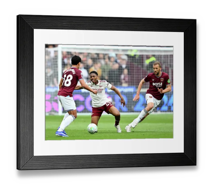 Framed Print : West Ham United v Arsenal - Premier League