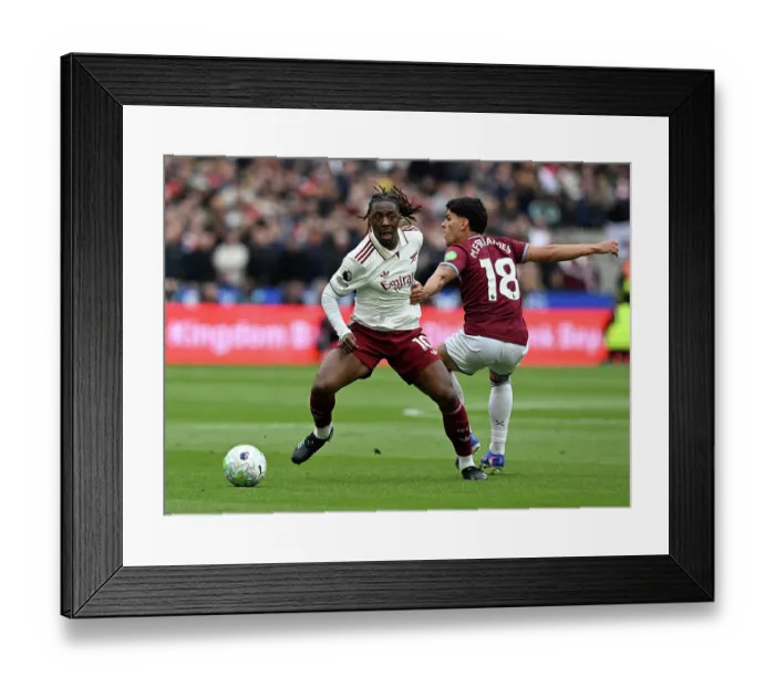 Framed Print : West Ham United v Arsenal - Premier League Framed Print : West Ham United v Arsenal - Premier League