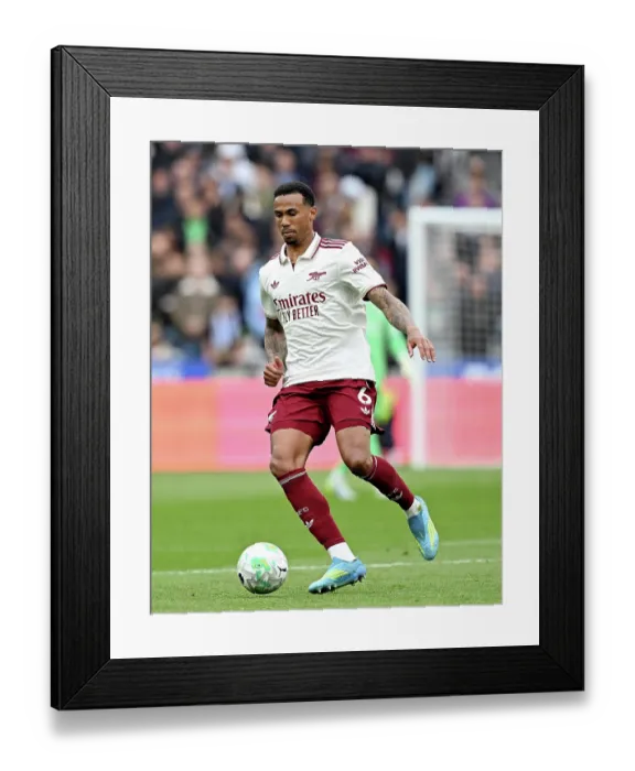 Framed Print : West Ham United v Arsenal - Premier League