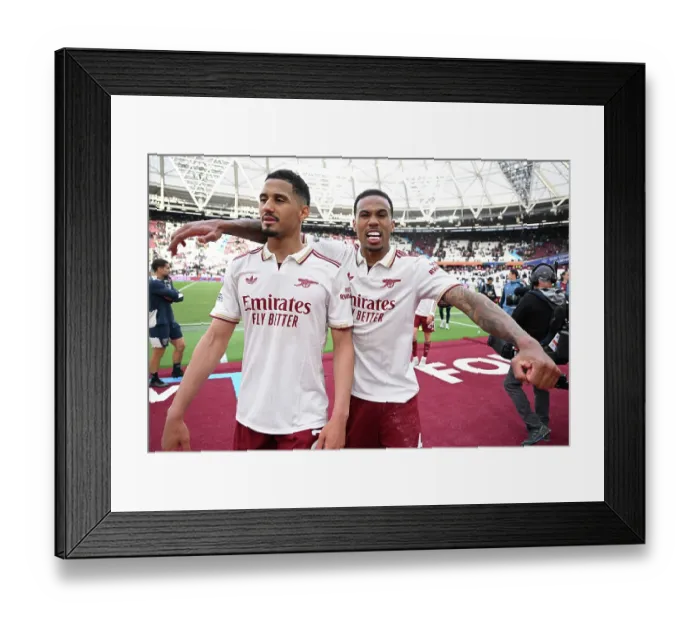 Framed Print : West Ham United v Arsenal - Premier League Framed Print : West Ham United v Arsenal - Premier League