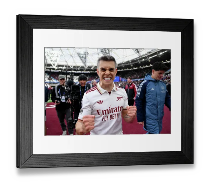 Framed Print : West Ham United v Arsenal - Premier League
