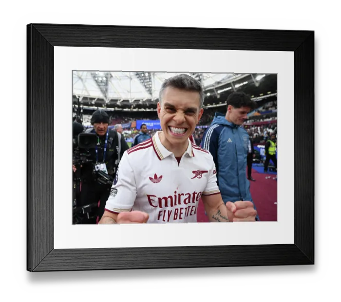 Framed Print : West Ham United v Arsenal - Premier League