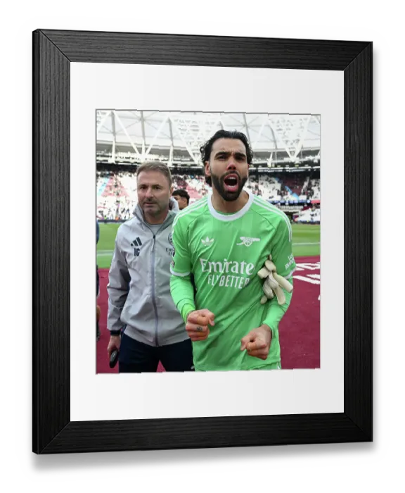 Framed Print : West Ham United v Arsenal - Premier League Framed Print : West Ham United v Arsenal - Premier League