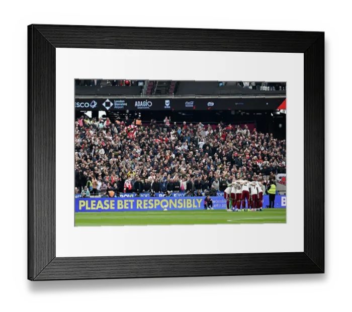 Framed Print : West Ham United v Arsenal - Premier League