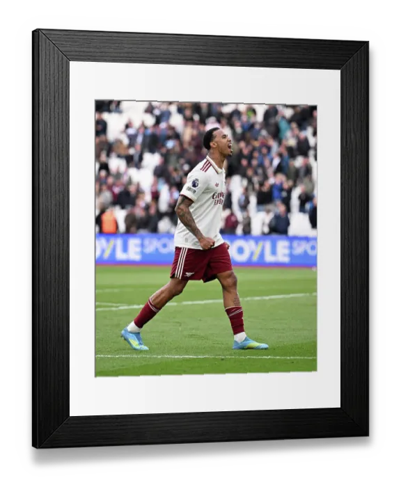 Framed Print : West Ham United v Arsenal - Premier League Framed Print : West Ham United v Arsenal - Premier League