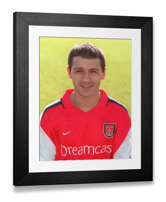 Framed Print : Nelson Vivas (Arsenal), Arsenal Training Ground, Shenley, Hertfordshire, 9  /  2  /  2001