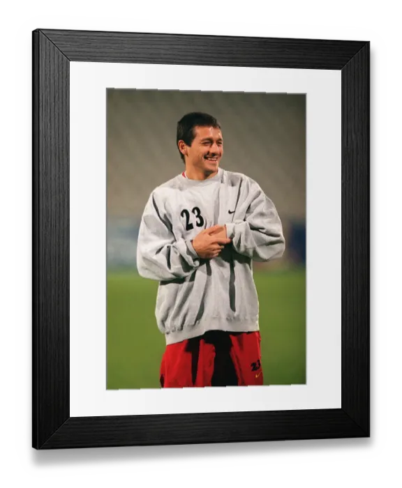 Framed Print : Nelson Vivas during training
