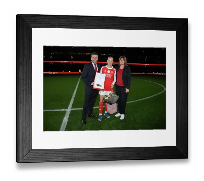 Framed Print : Arsenal v Everton - Barclays Women's Super League Arsenal v Everton - Barclays Women's Super League