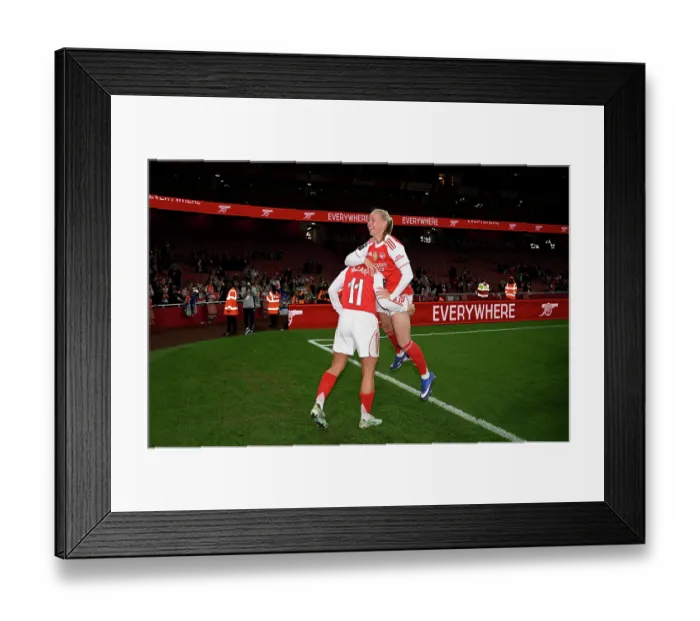 Framed Print : Arsenal v Everton - Barclays Women's Super League Arsenal v Everton - Barclays Women's Super League Framed Print : Arsenal v Everton - Barclays Women's Super League Arsenal v Everton - Barclays Women's Super League