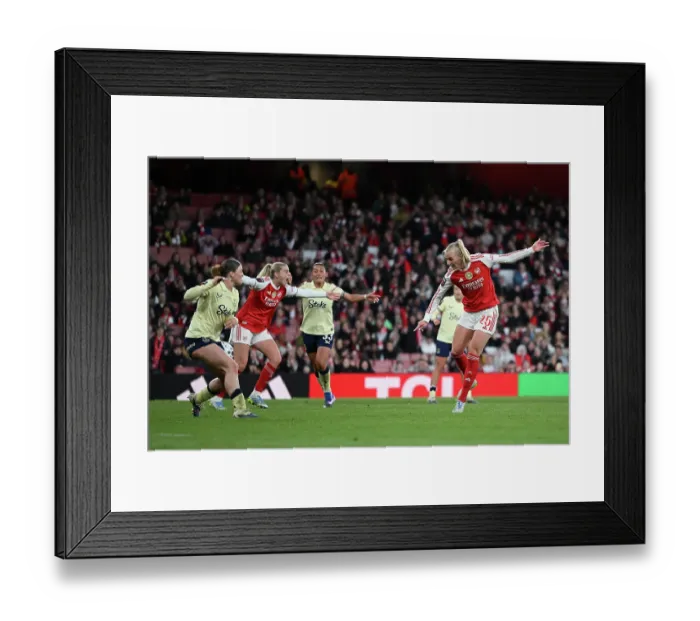 Framed Print : Arsenal v Everton - Barclays Women's Super League Arsenal v Everton - Barclays Women's Super League